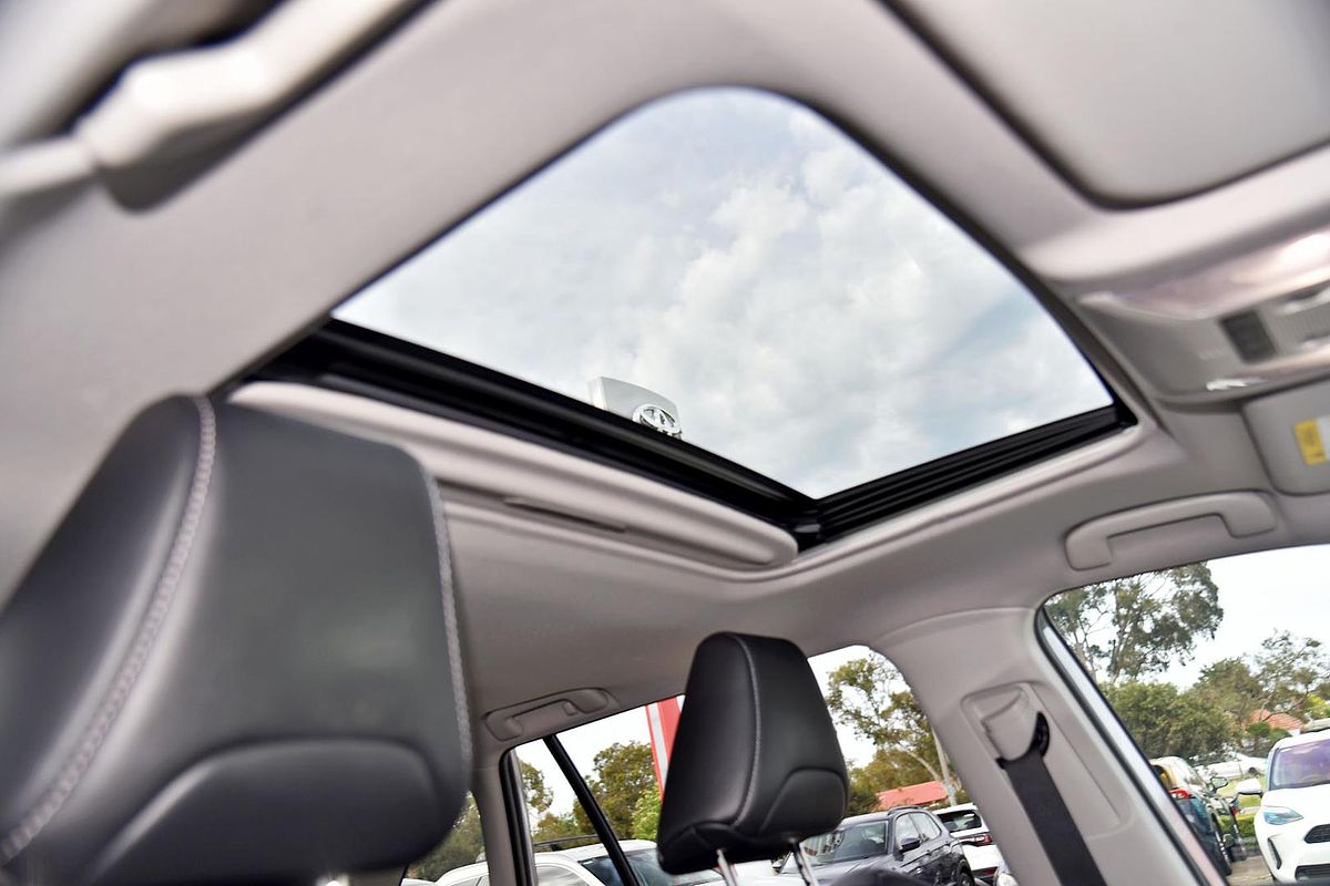 2022 Toyota RAV4 Cruiser AXAH54R