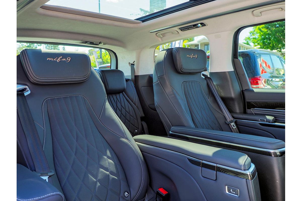 2023 LDV MIFA 9 Luxe