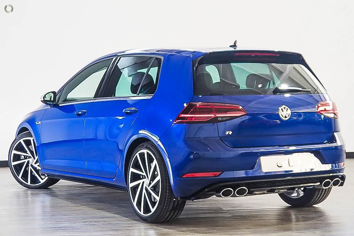 2017 Volkswagen Golf R 7.5