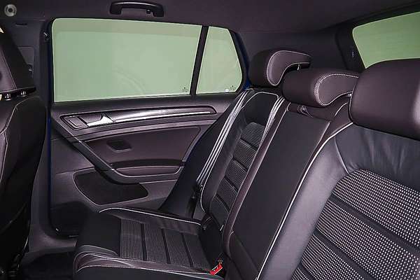 2017 Volkswagen Golf R 7.5