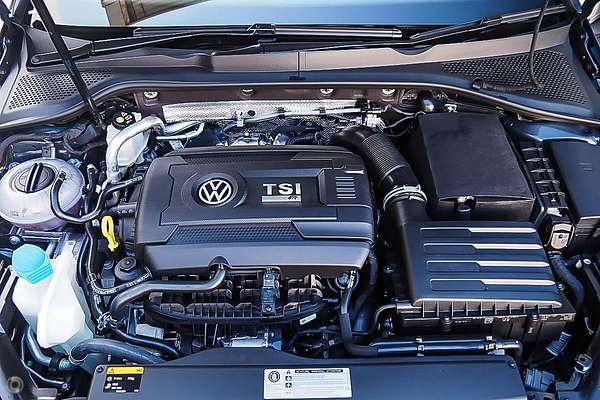 2017 Volkswagen Golf R 7.5