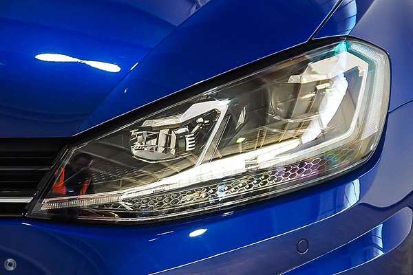 2017 Volkswagen Golf R 7.5