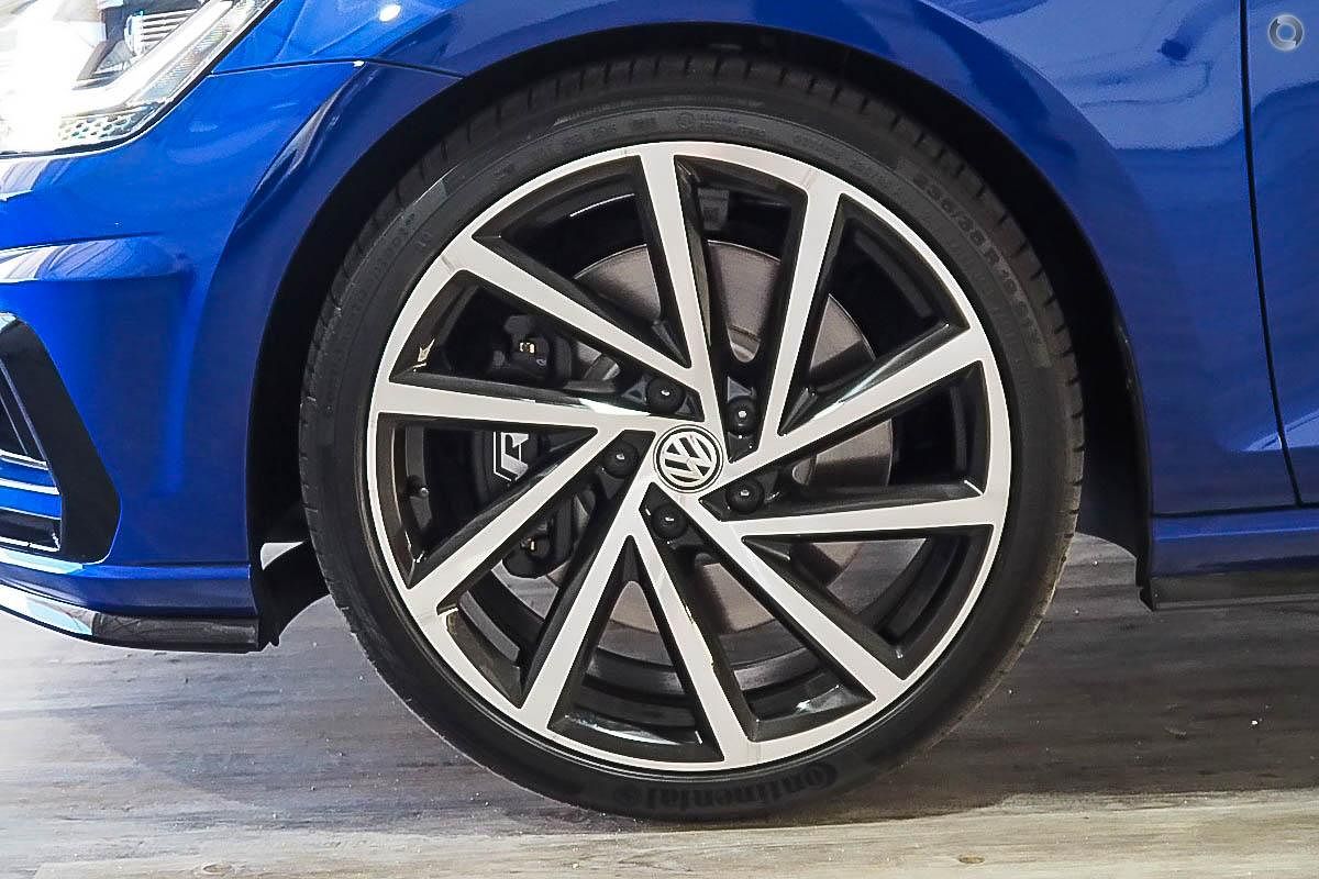 2017 Volkswagen Golf R 7.5