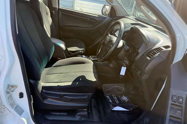 2017 Isuzu D-MAX SX 4X4