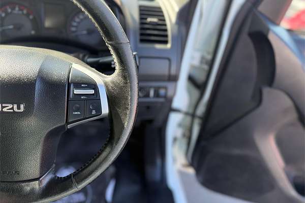 2017 Isuzu D-MAX SX 4X4