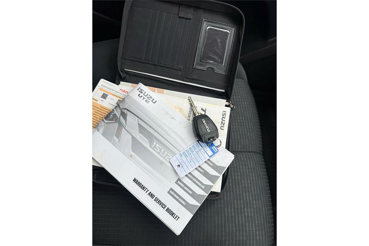 2017 Isuzu D-MAX SX 4X4