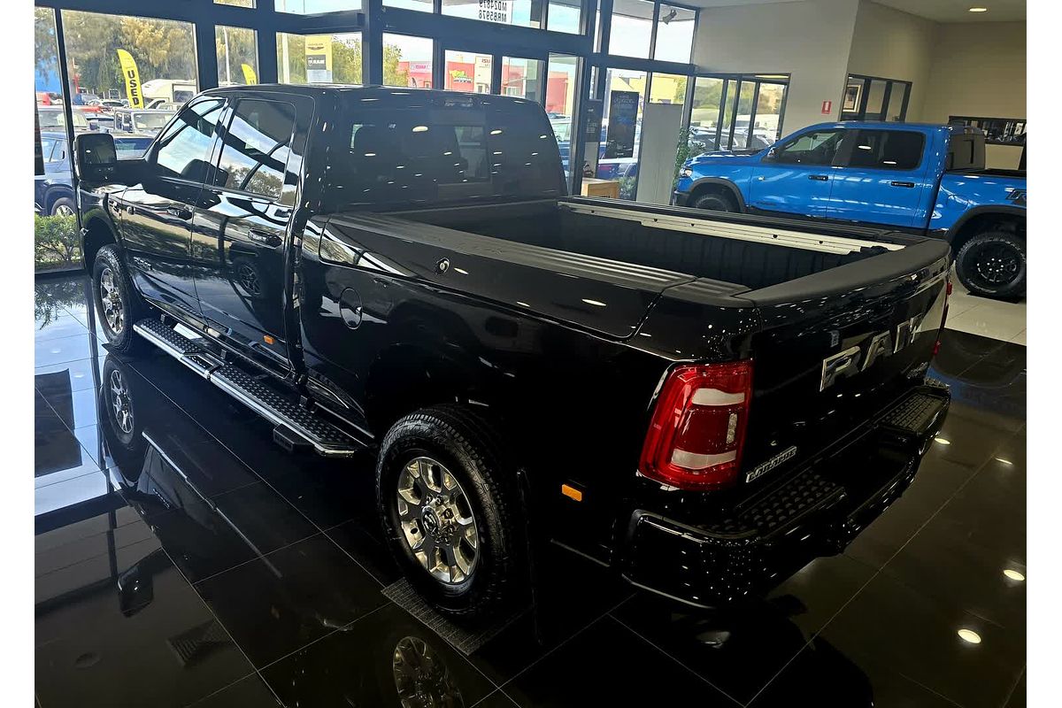 2024 RAM 2500 Laramie Rambox DJ 4X4