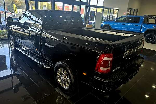 2024 RAM 2500 Laramie Rambox DJ 4X4