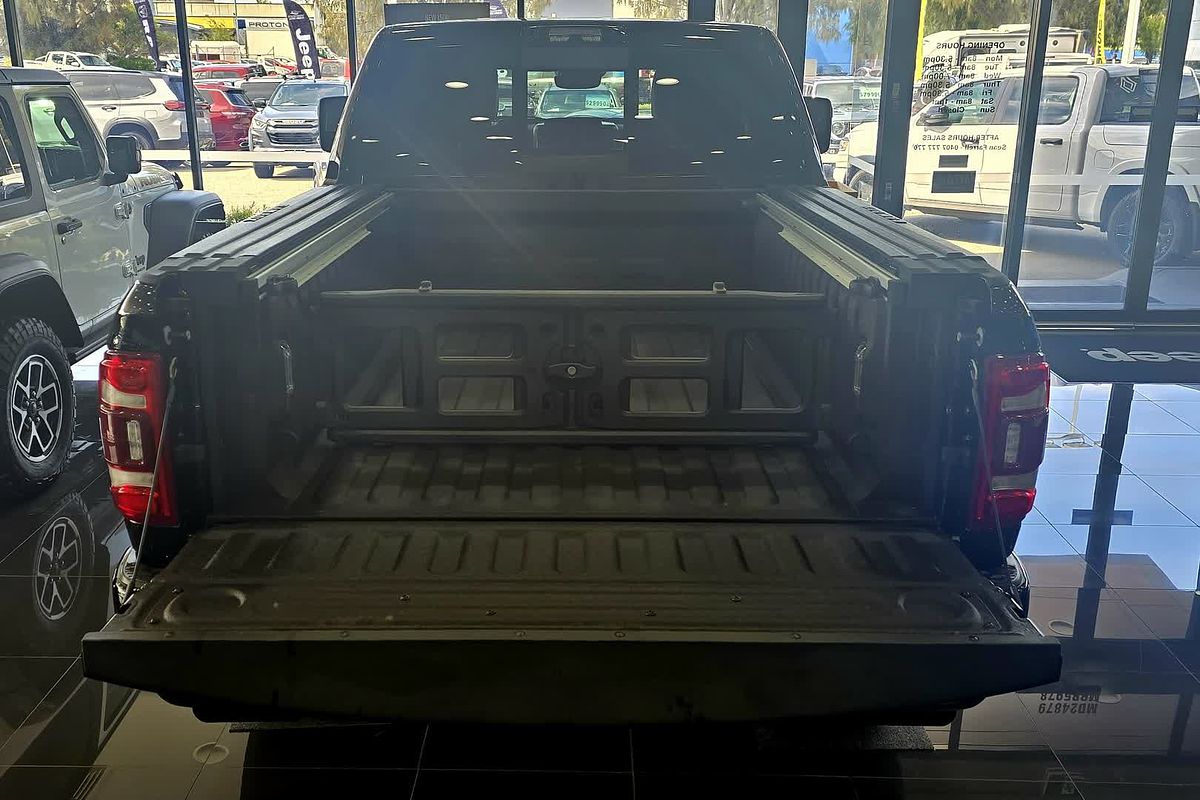 2024 RAM 2500 Laramie Rambox DJ 4X4