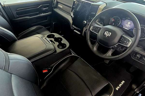 2024 RAM 2500 Laramie Rambox DJ 4X4