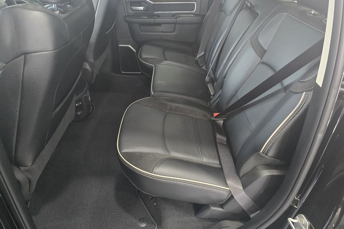 2024 RAM 2500 Laramie Rambox DJ 4X4