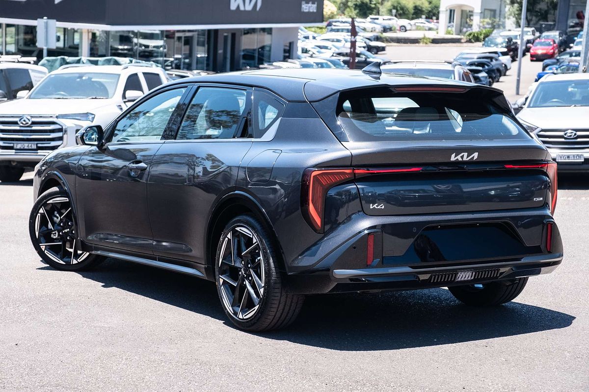 2025 Kia K4 GT-Line CL4m