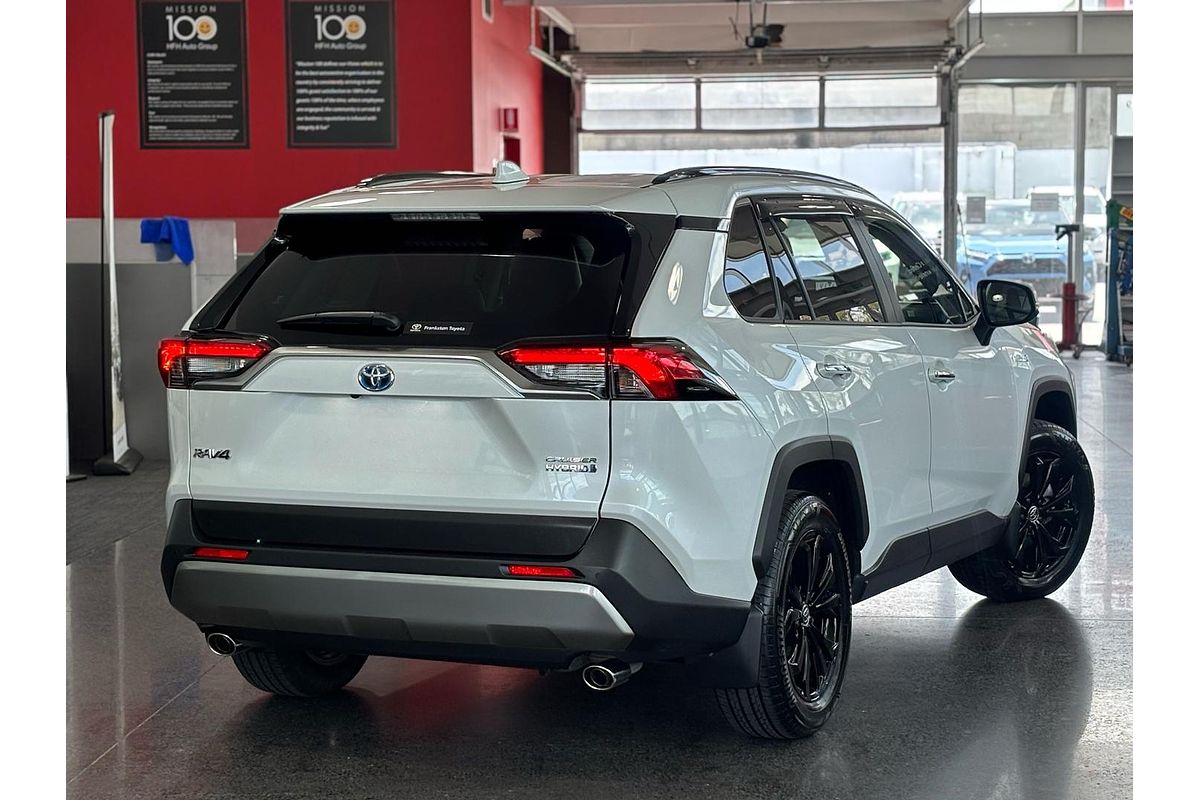 2024 Toyota RAV4 Cruiser AXAH52R