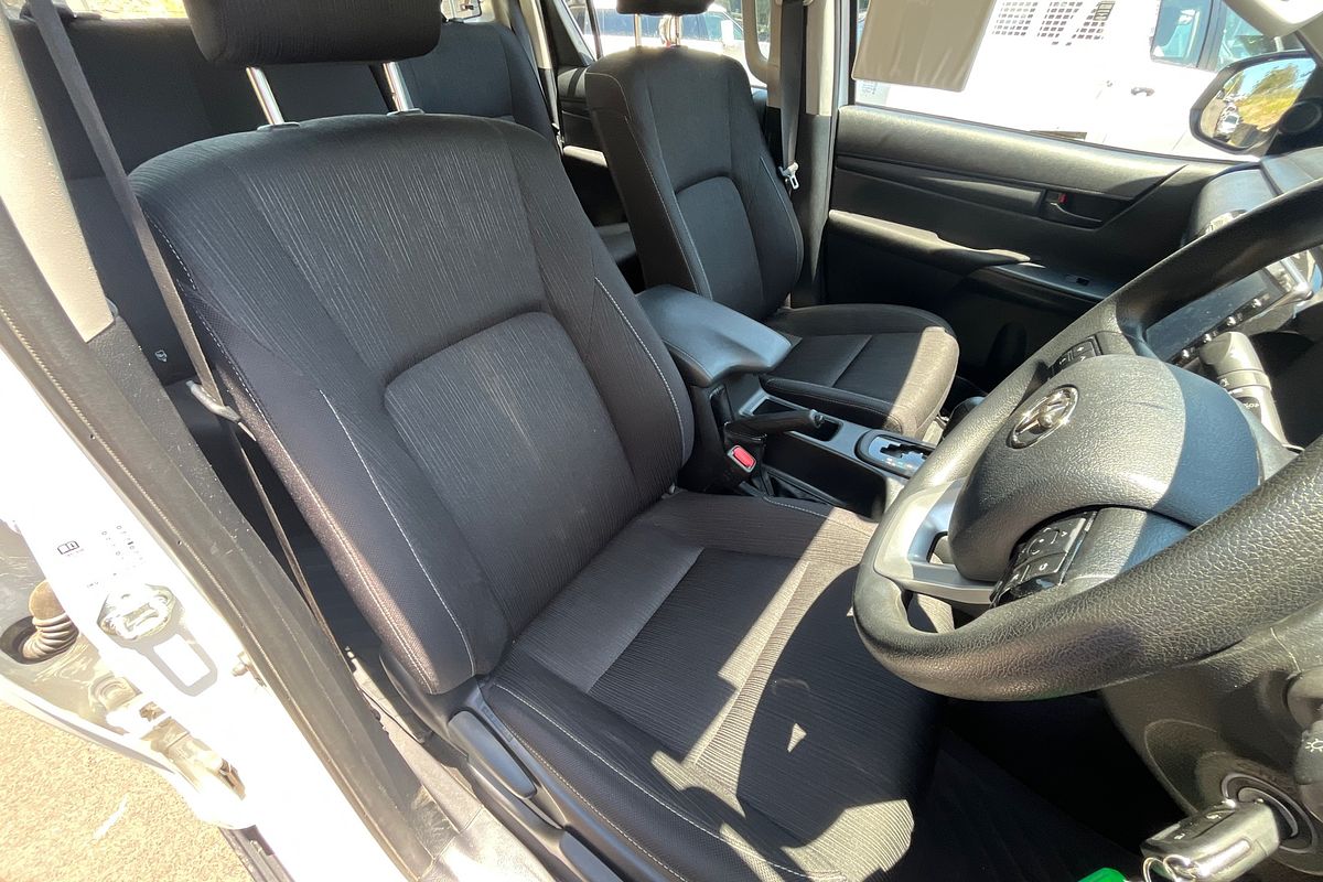 2024 Toyota Hilux SR GUN126R 4X4