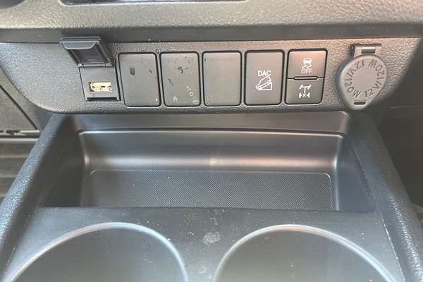 2024 Toyota Hilux SR GUN126R 4X4