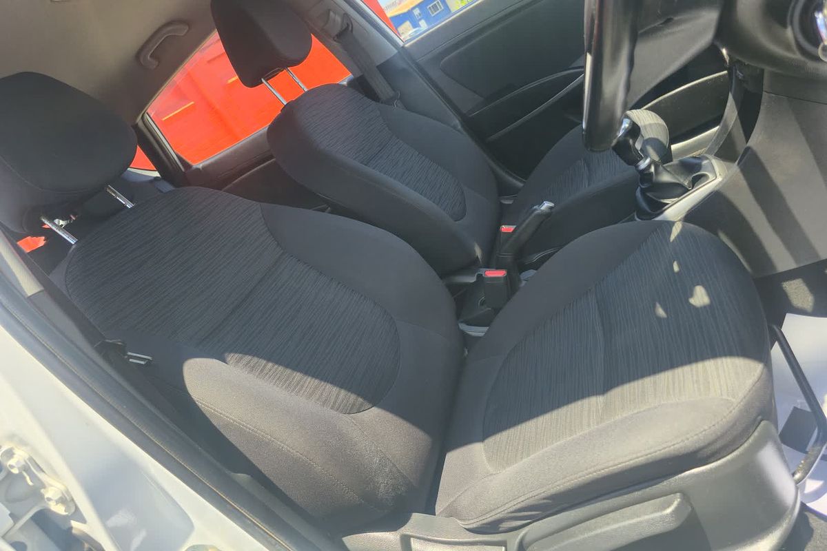 2019 Hyundai Accent Sport RB6