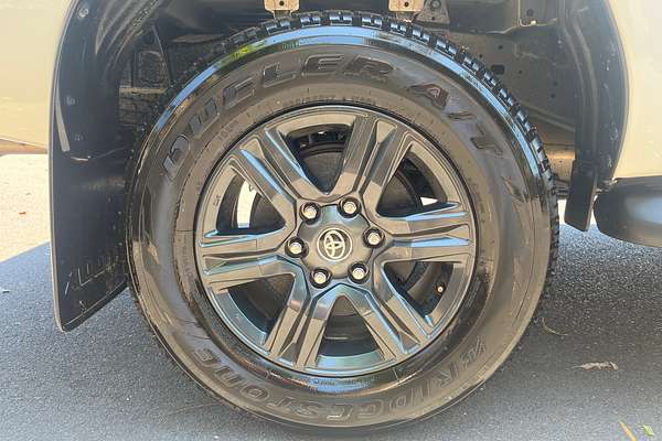 2024 Toyota Hilux SR GUN126R 4X4