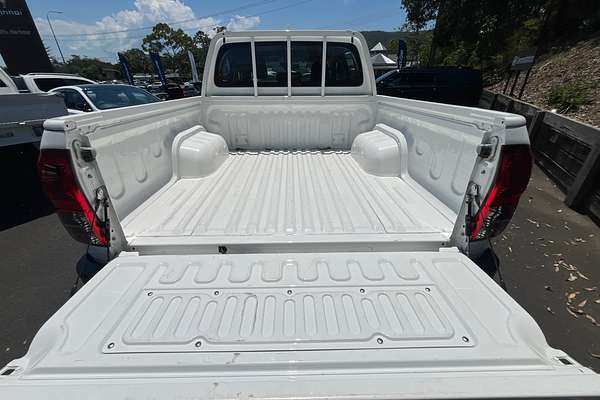 2024 Toyota Hilux SR GUN126R 4X4