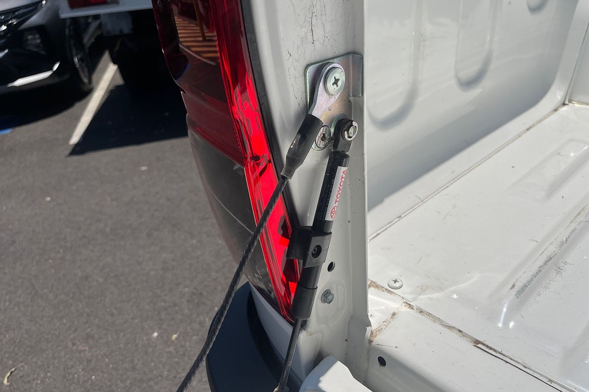 2024 Toyota Hilux SR GUN126R 4X4