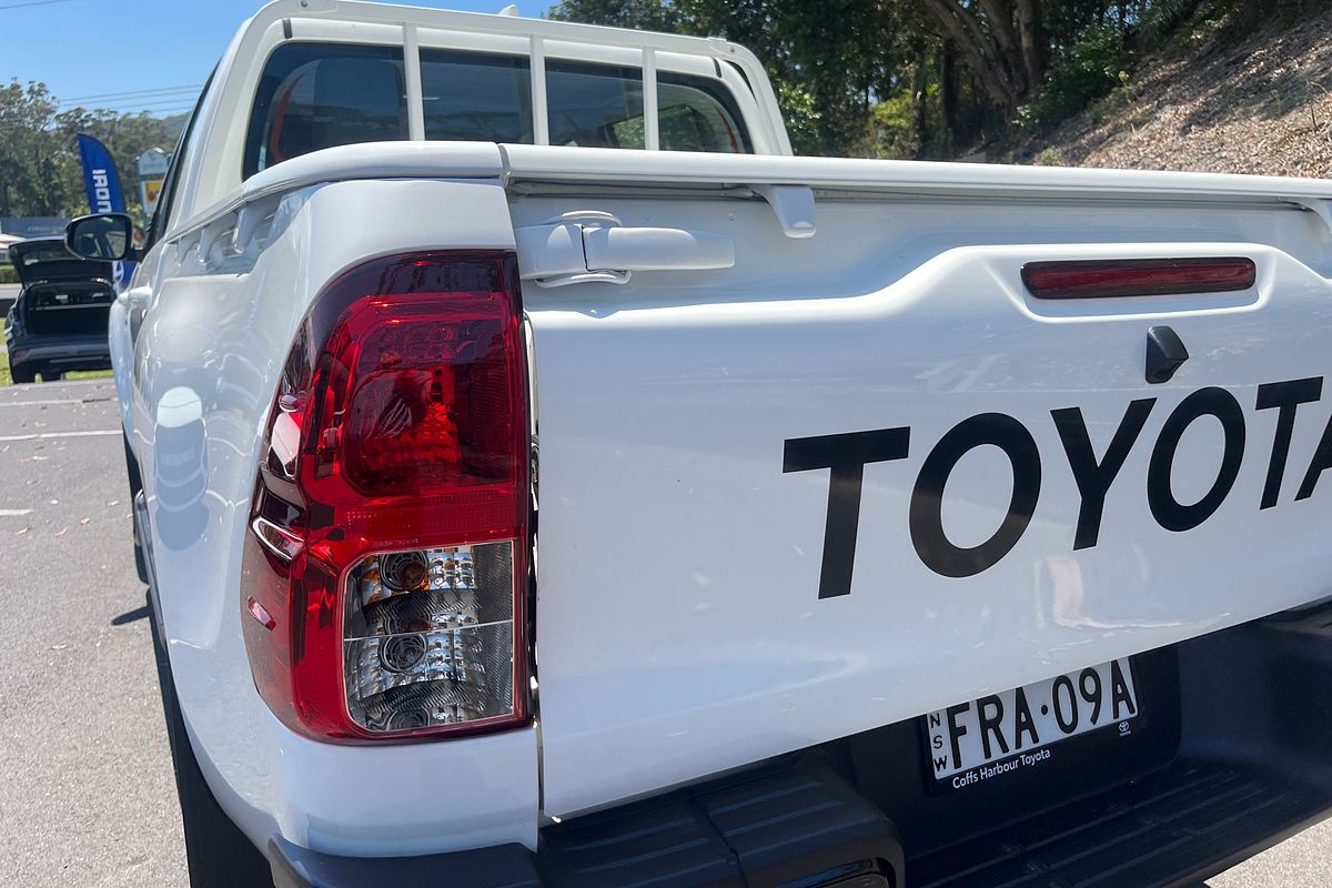 2024 Toyota Hilux SR GUN126R 4X4