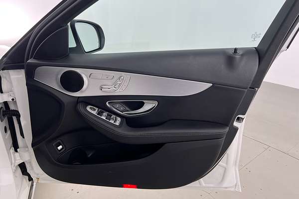 2019 Mercedes-Benz C-Class C200 W205 thumb-11