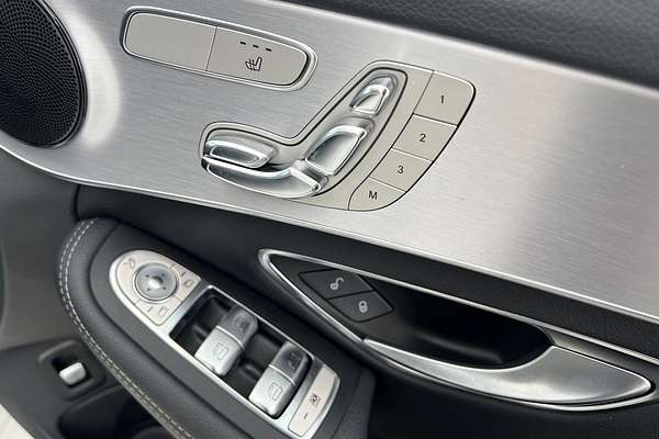 2019 Mercedes-Benz C-Class C200 W205 thumb-12