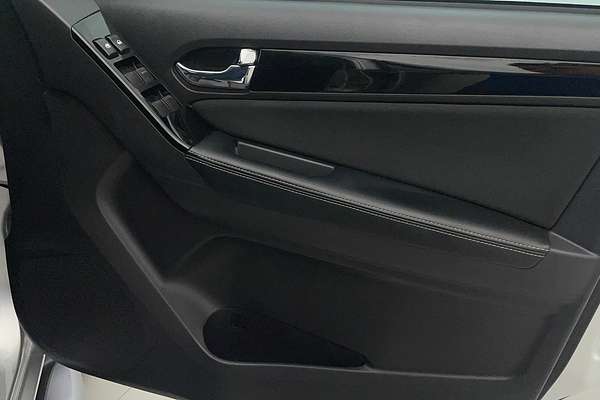 2020 Isuzu MU-X LS-U