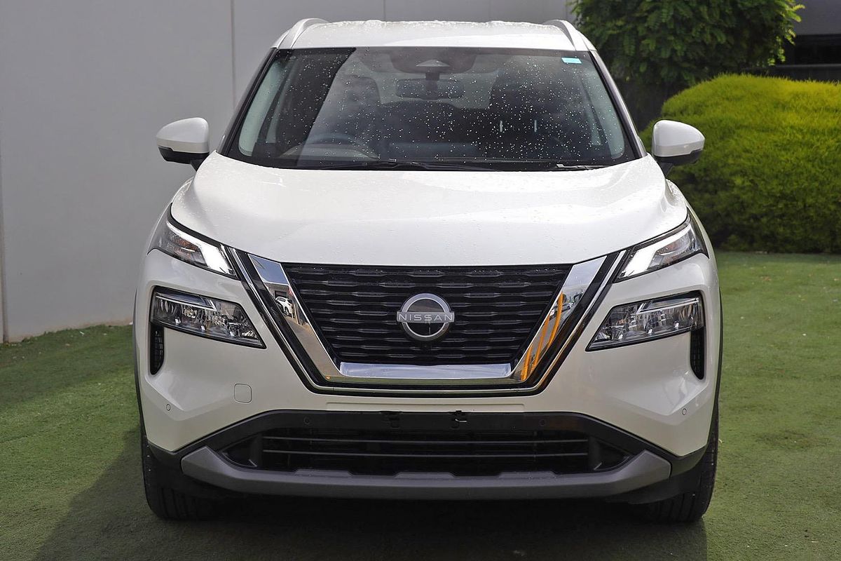 2025 Nissan X-TRAIL ST-L T33