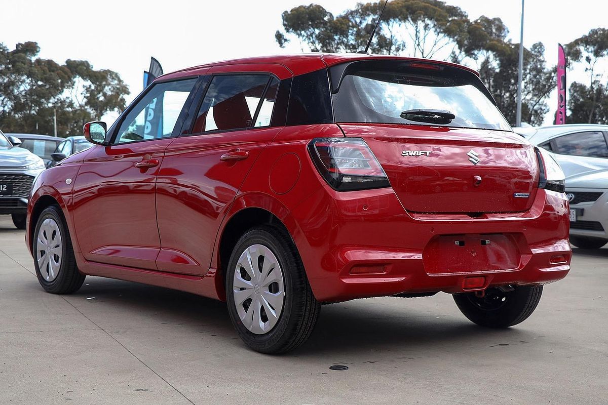 2025 Suzuki Swift Hybrid UZ