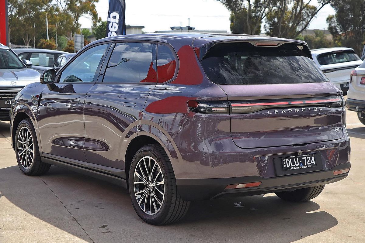 2025 Leapmotor B10 Design LR A12