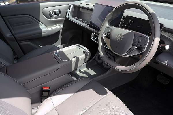 2025 Leapmotor B10 Design LR A12