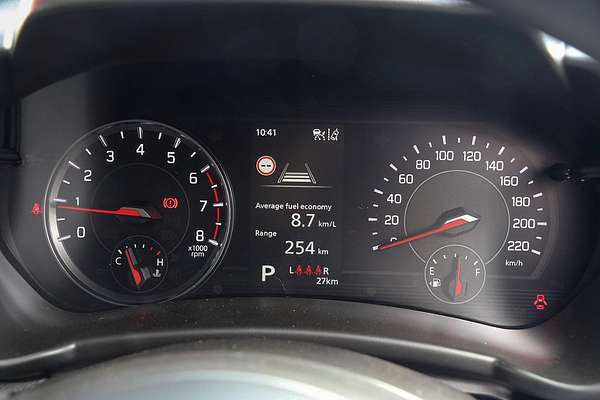 2025 Suzuki Swift Hybrid UZ