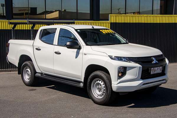 2022 Mitsubishi Triton GLX-R MR Rear Wheel Drive