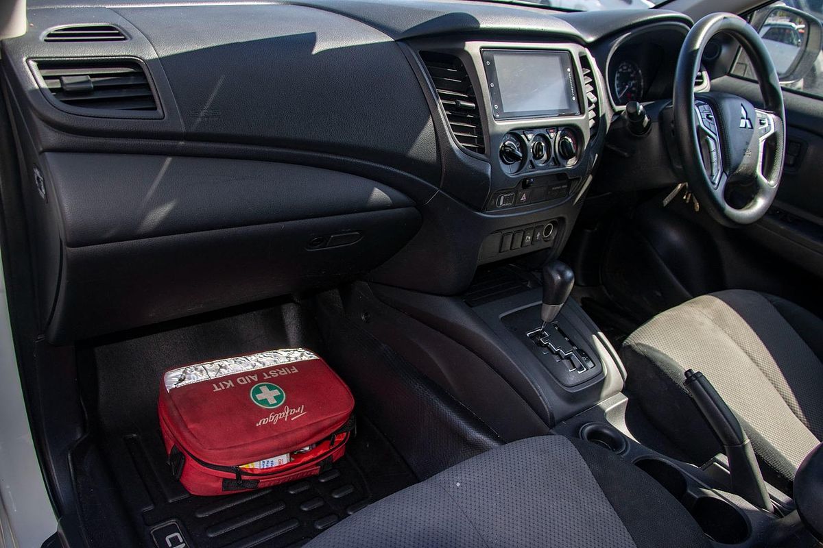 2022 Mitsubishi Triton GLX-R MR Rear Wheel Drive