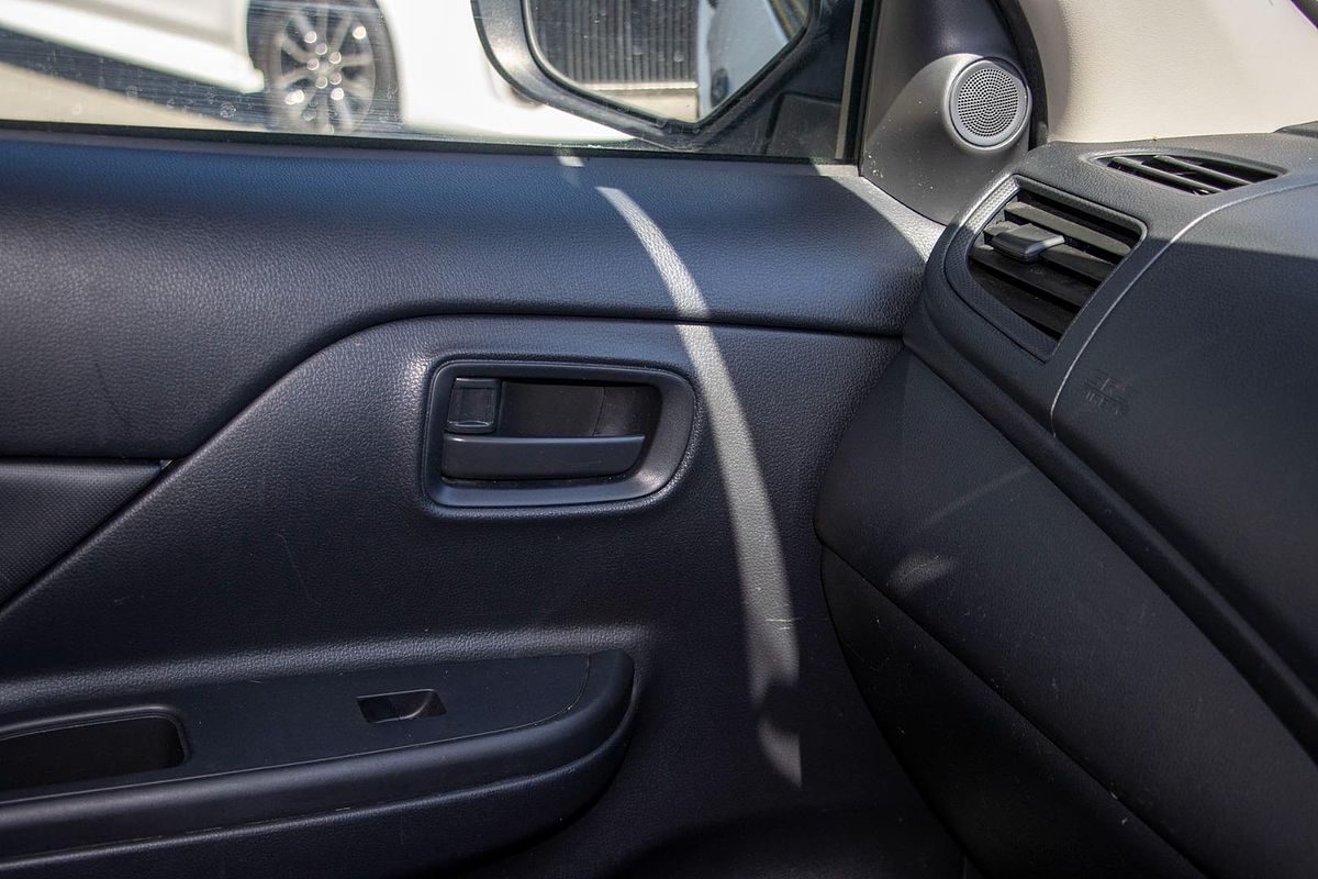 2022 Mitsubishi Triton GLX-R MR Rear Wheel Drive