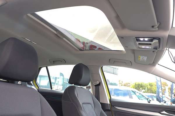 2021 Volkswagen Golf 110TSI Life 8