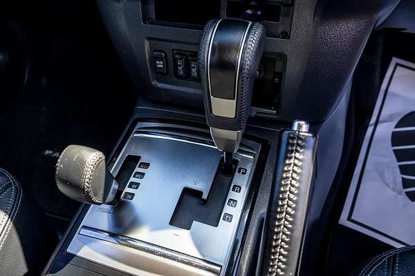 2016 Mitsubishi Pajero Exceed NX