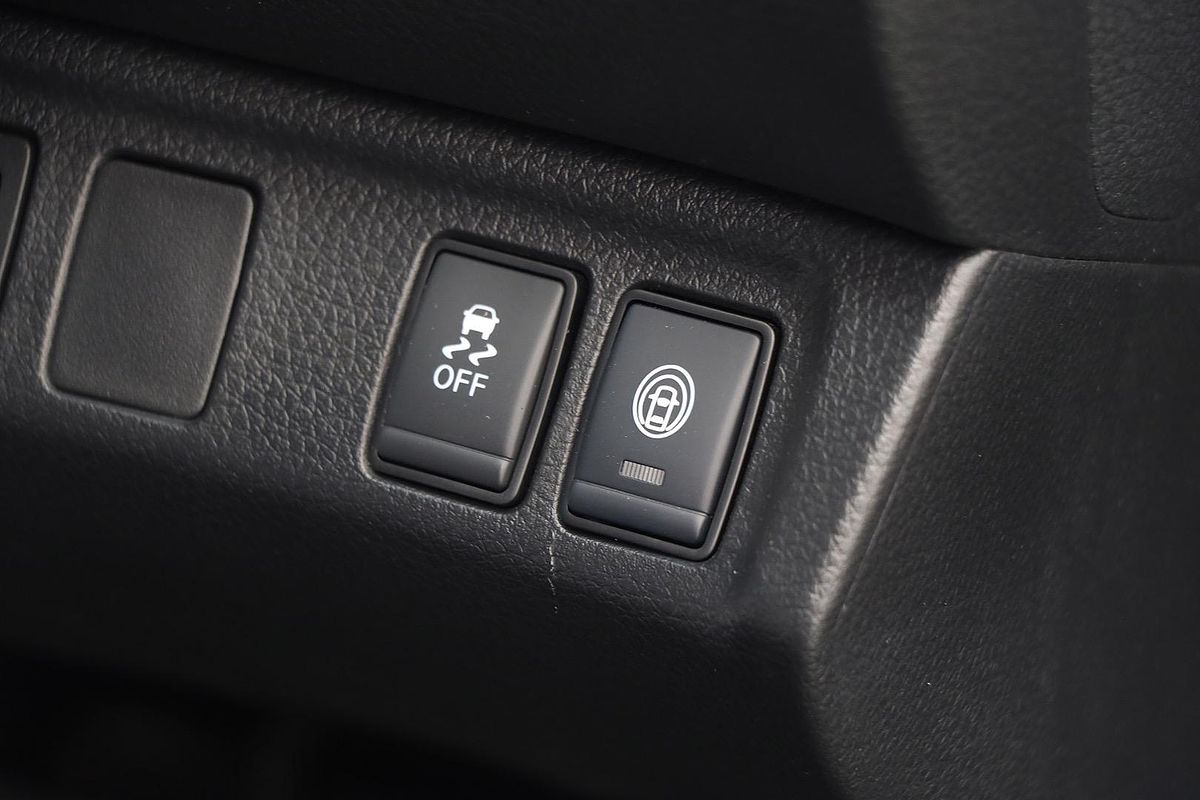 2024 Nissan Navara ST-X D23 4X4