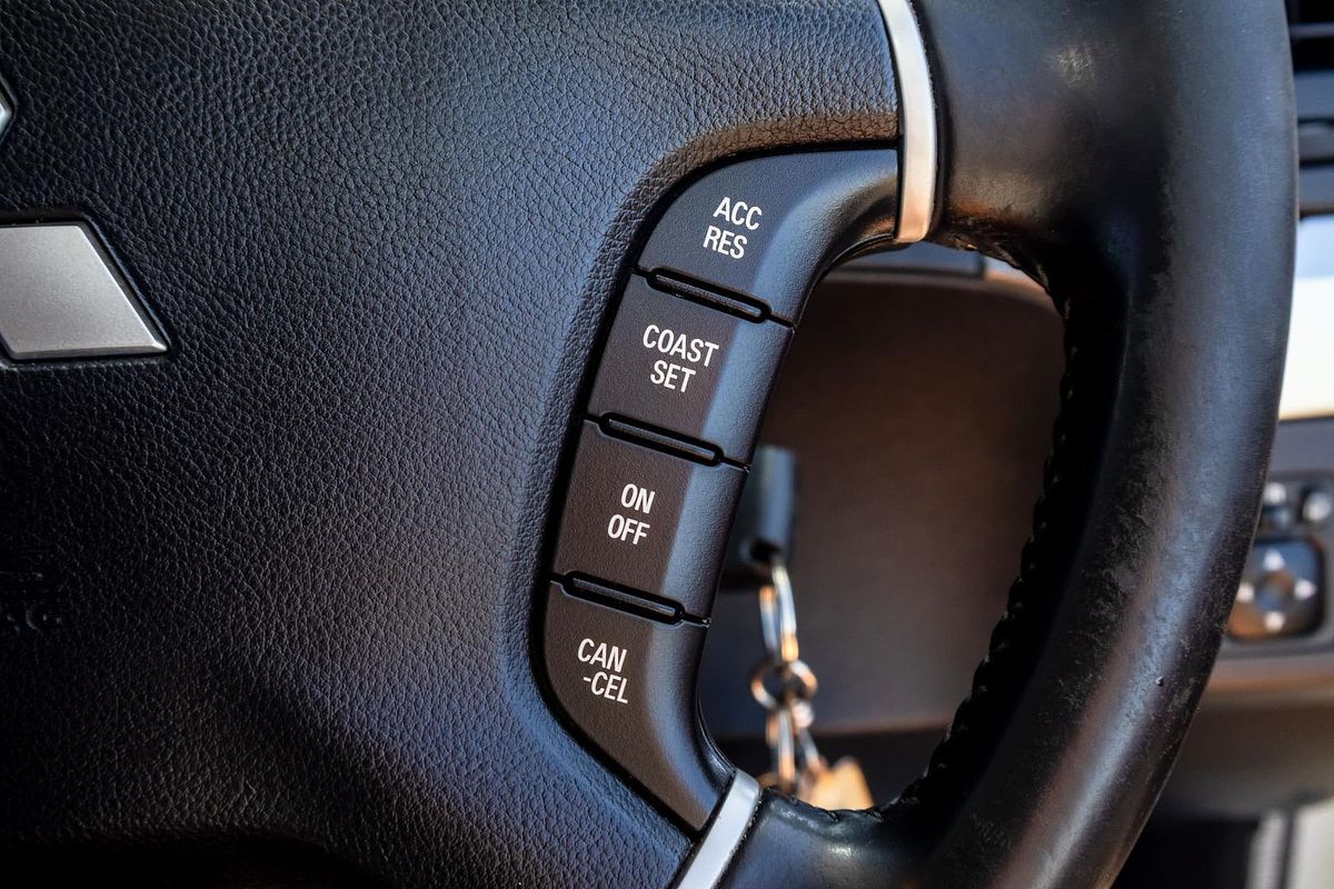 2016 Mitsubishi Pajero Exceed NX