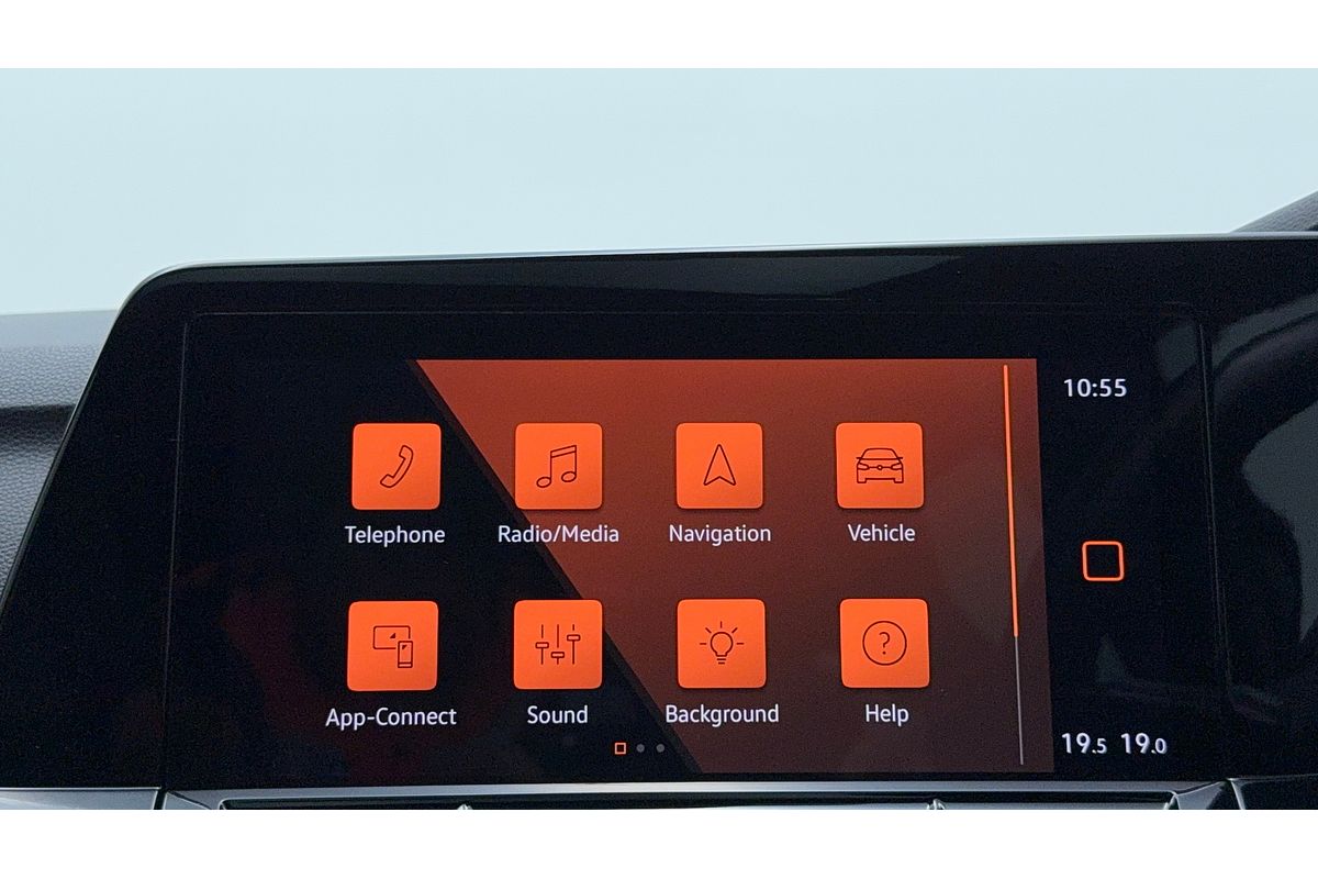 2021 Volkswagen Golf 110TSI R-Line 8