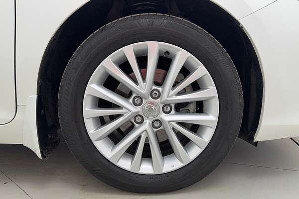 2016 Toyota Camry Atara SL ASV50R