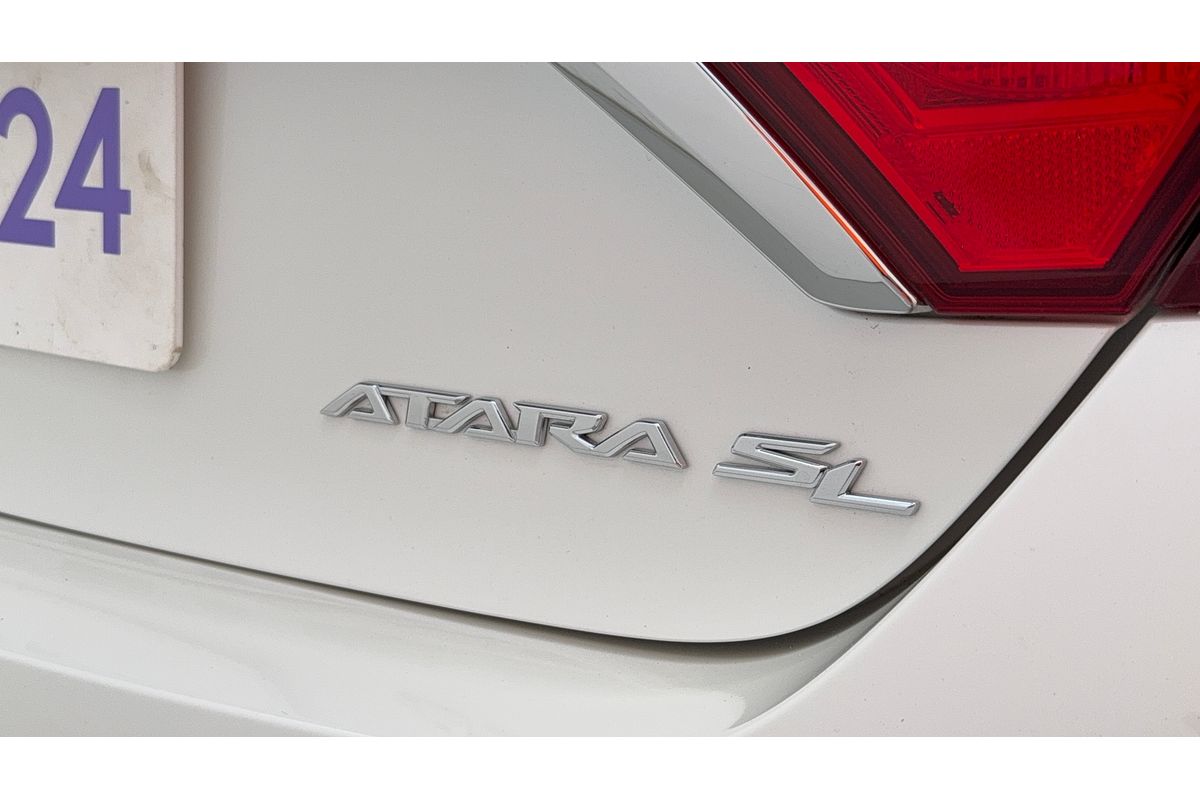 2016 Toyota Camry Atara SL ASV50R