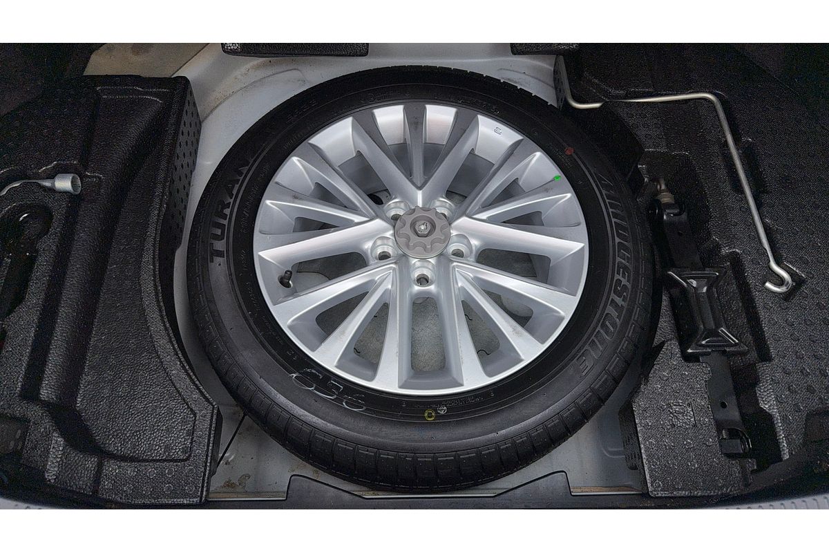 2016 Toyota Camry Atara SL ASV50R