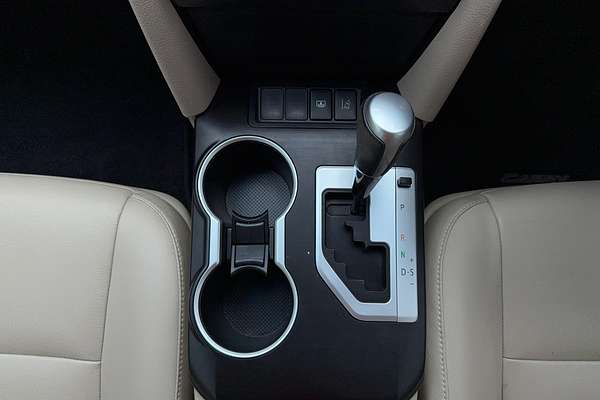 2016 Toyota Camry Atara SL ASV50R