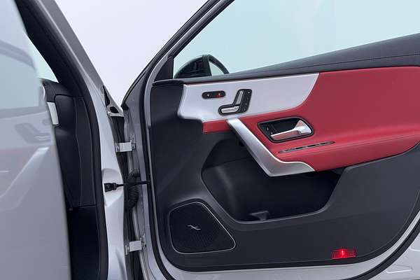 2018 Mercedes-Benz A-Class A200 W177