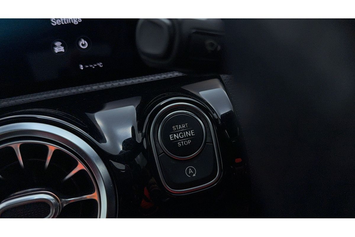 2018 Mercedes-Benz A-Class A200 W177