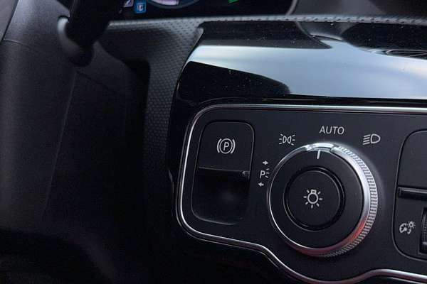 2018 Mercedes-Benz A-Class A200 W177