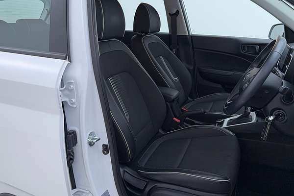 2023 Hyundai Venue Active QX.V5