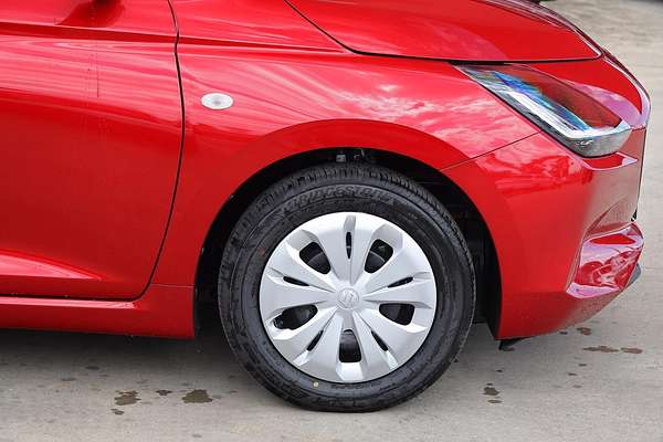 2025 Suzuki Swift Hybrid UZ