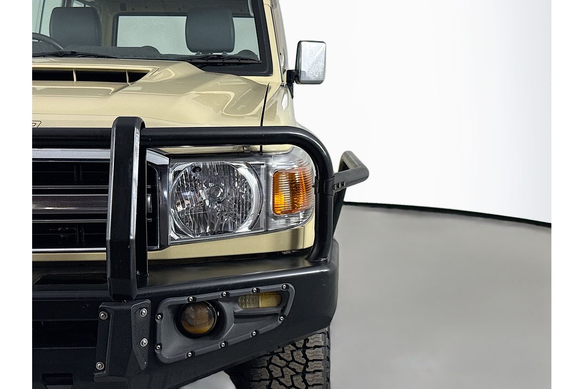 2022 Toyota Landcruiser GXL